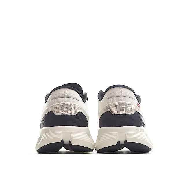 On Cloudmonster Off-White et Navy Chaussures de running 7