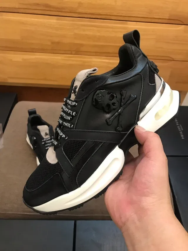 Philipp Plein Black and White Lifestyle Sneakers 2