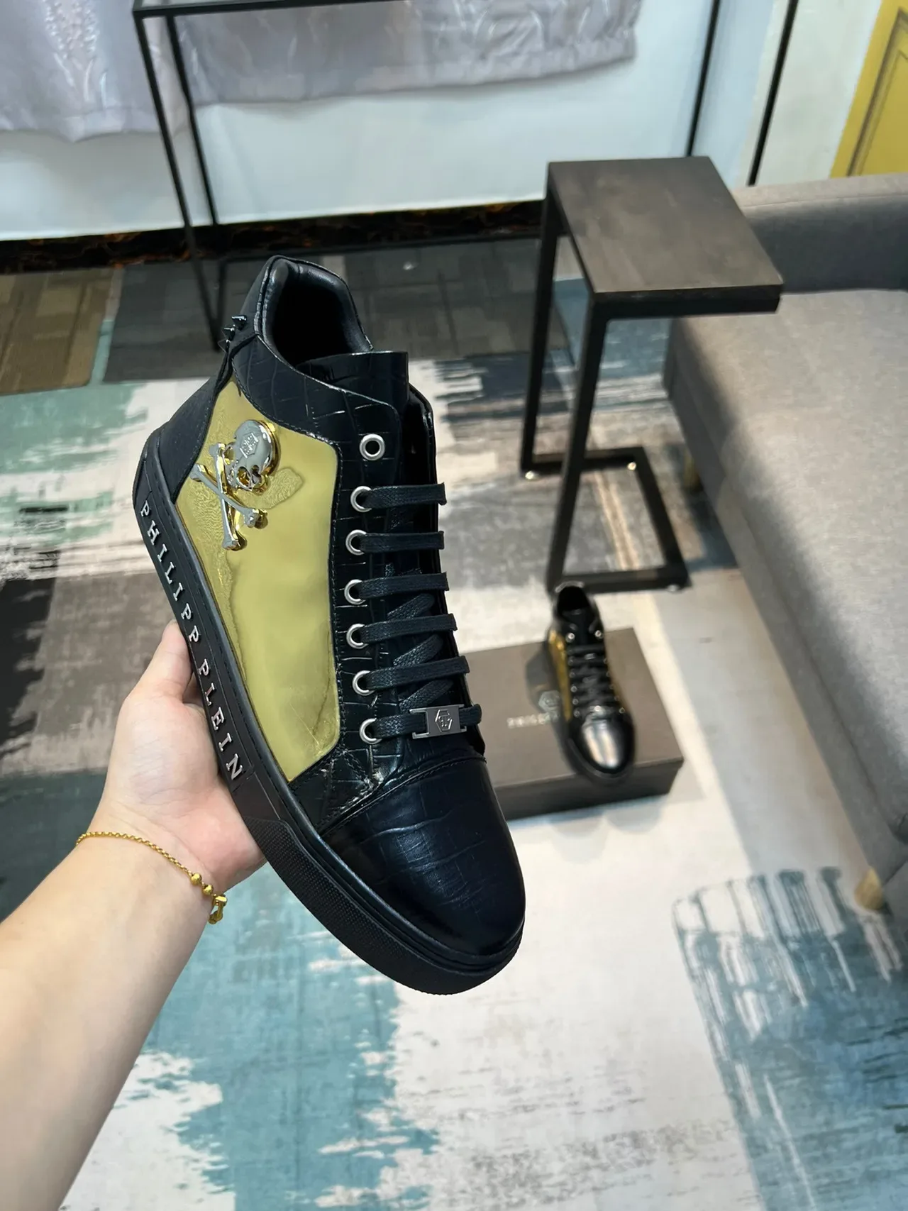 Philipp Plein কালো সোনার উচ্চ-টপ ক্রকোডাইল-এমবসড চামড়ার লাইফস্টাইল স্নিকার্স 7
