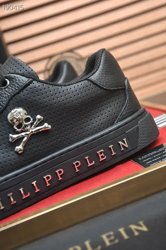 Philipp Plein Black Gold Perforated Leather Skull-and-Crossbones Emblem Lifestyle Sneakers 4