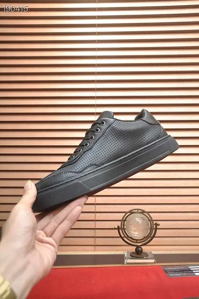 Philipp Plein Black Gold Perforated Leather Skull-and-Crossbones Emblem Lifestyle Sneakers 5