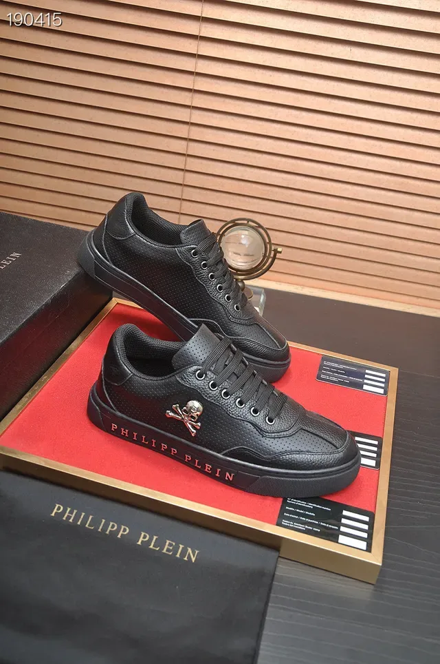 Philipp Plein Black Gold Perforated Leather Skull-and-Crossbones Emblem Lifestyle Sneakers 6