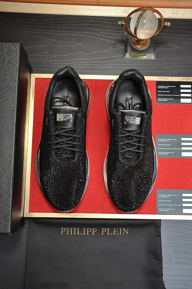 Philipp Plein কালো রূপালী স্টাডড নিট আপার স্কাল্প্টেড ওয়েভ মিডসোল চাঙ্কি স্নিকার্স 9