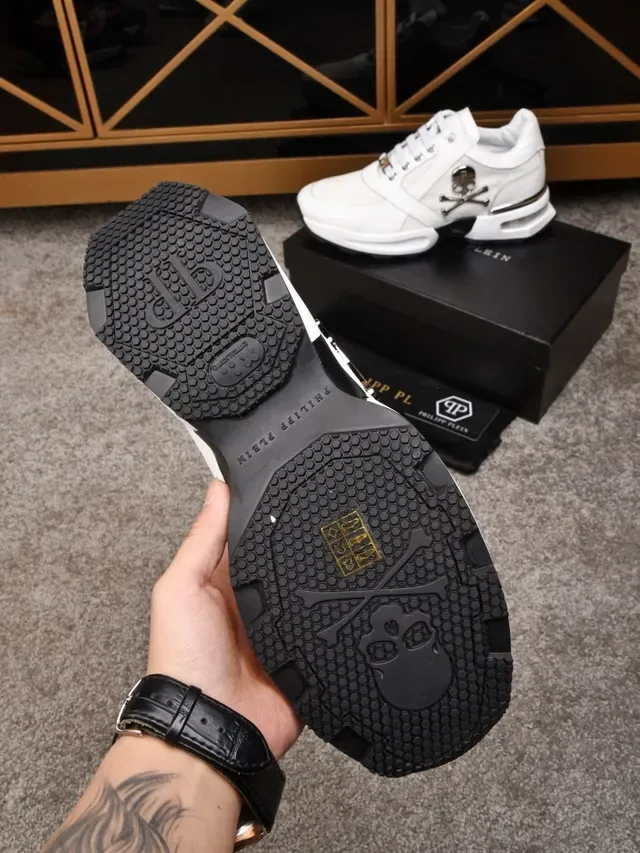 Philipp Plein Sneakers Lifestyle Blancs Noirs Avec Maille Et Cuir Supérieur Emblème Chromé 2