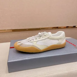 Prada 米色网面和皮革生活方式运动鞋
