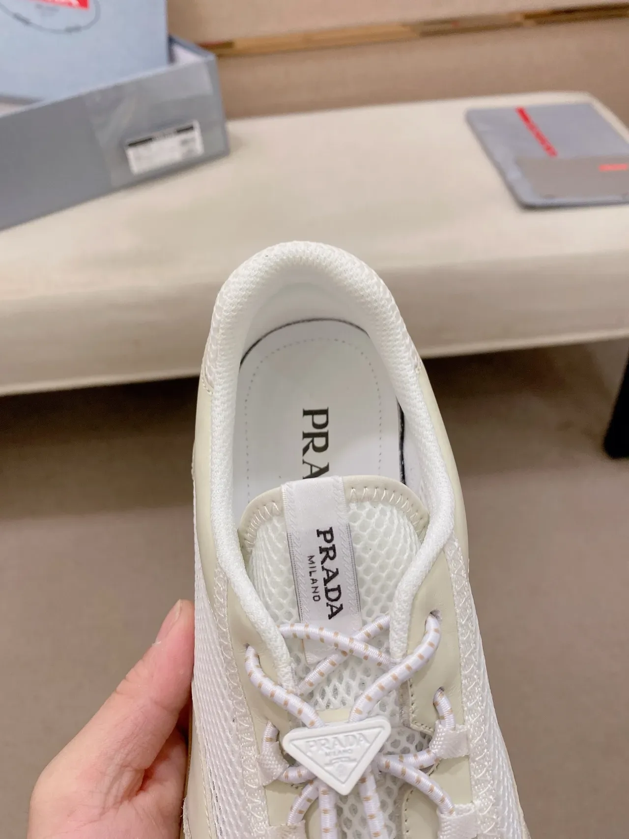 Prada 米色网面和皮革生活方式运动鞋 4