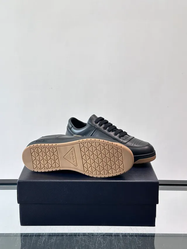 Prada Preto Bege Couro Superior Perfurado Dedo Lifestyle Sneakers 2