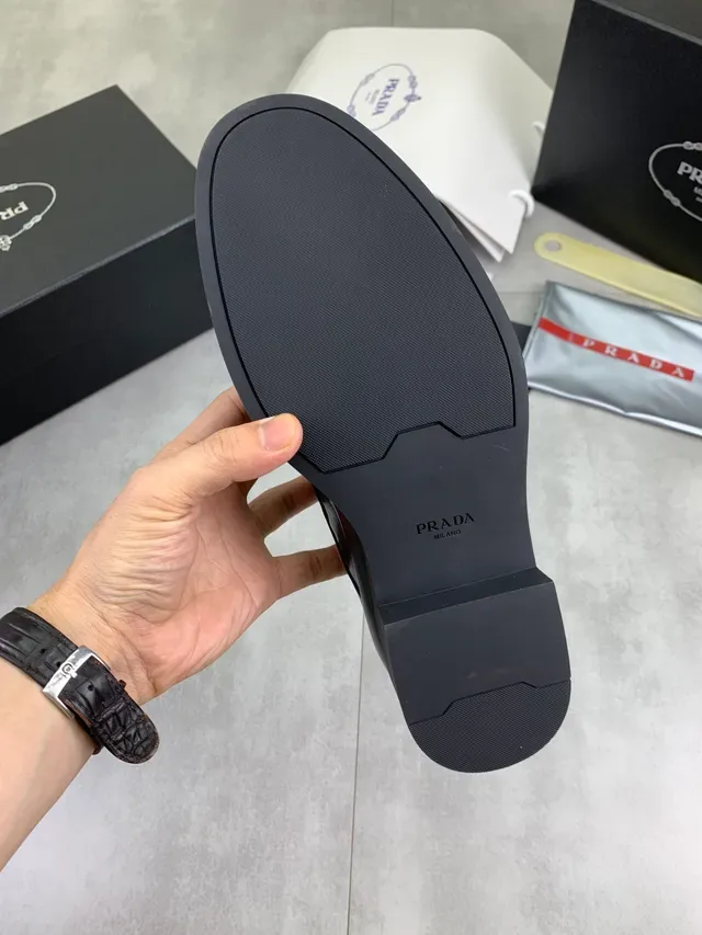 Prada Black Polished Leather Platform Oxford Shoes 3