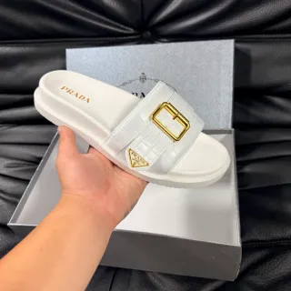 Prada Hebilla Deslizante Blanco Croc-Embossed Correa Sandalias