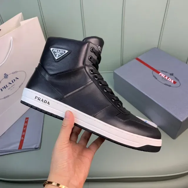 Prada Cloudbust Zapatillas lifestyle de cuero negro de caña alta 4