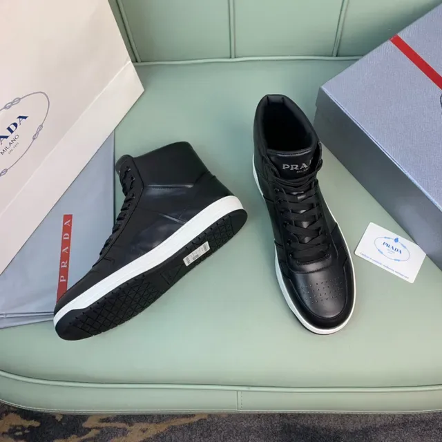 Prada Cloudbust Zapatillas lifestyle de cuero negro de caña alta 7