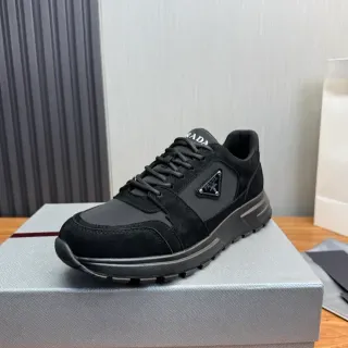 Prada Cloudbust काला मिक्स्ड-मटेरियल लाइफस्टाइल स्नीकर्स