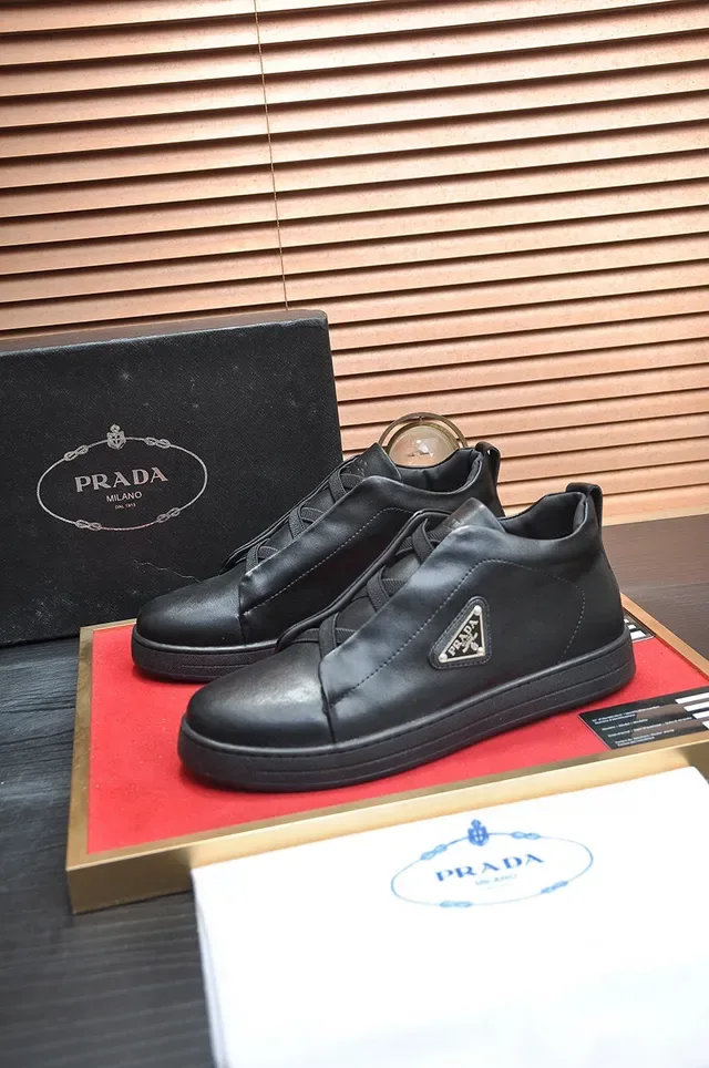 Prada Cloudbust Black Smooth Leather Laceless Slip-On Design Lifestyle Sneakers 8