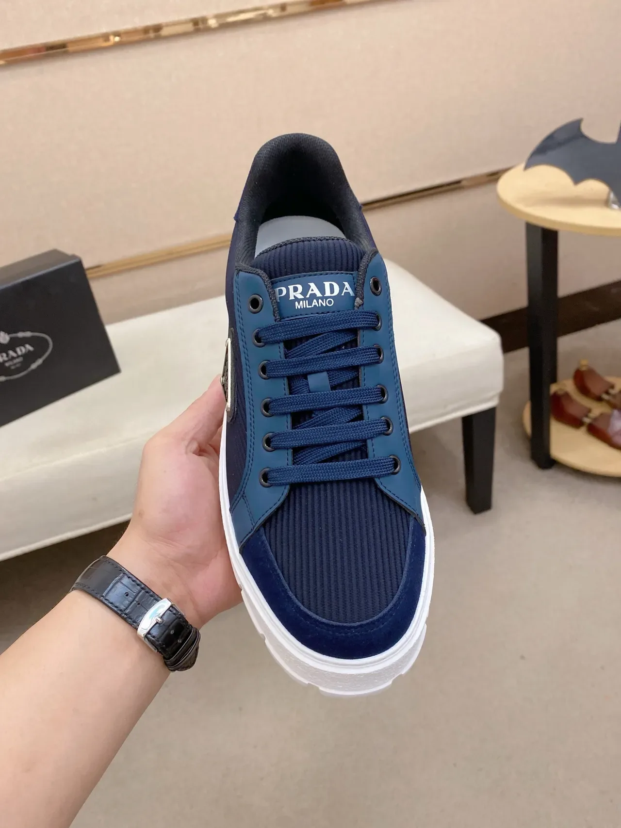Prada Cloudbust 海军蓝和蓝色 针织平台生活方式运动鞋 5