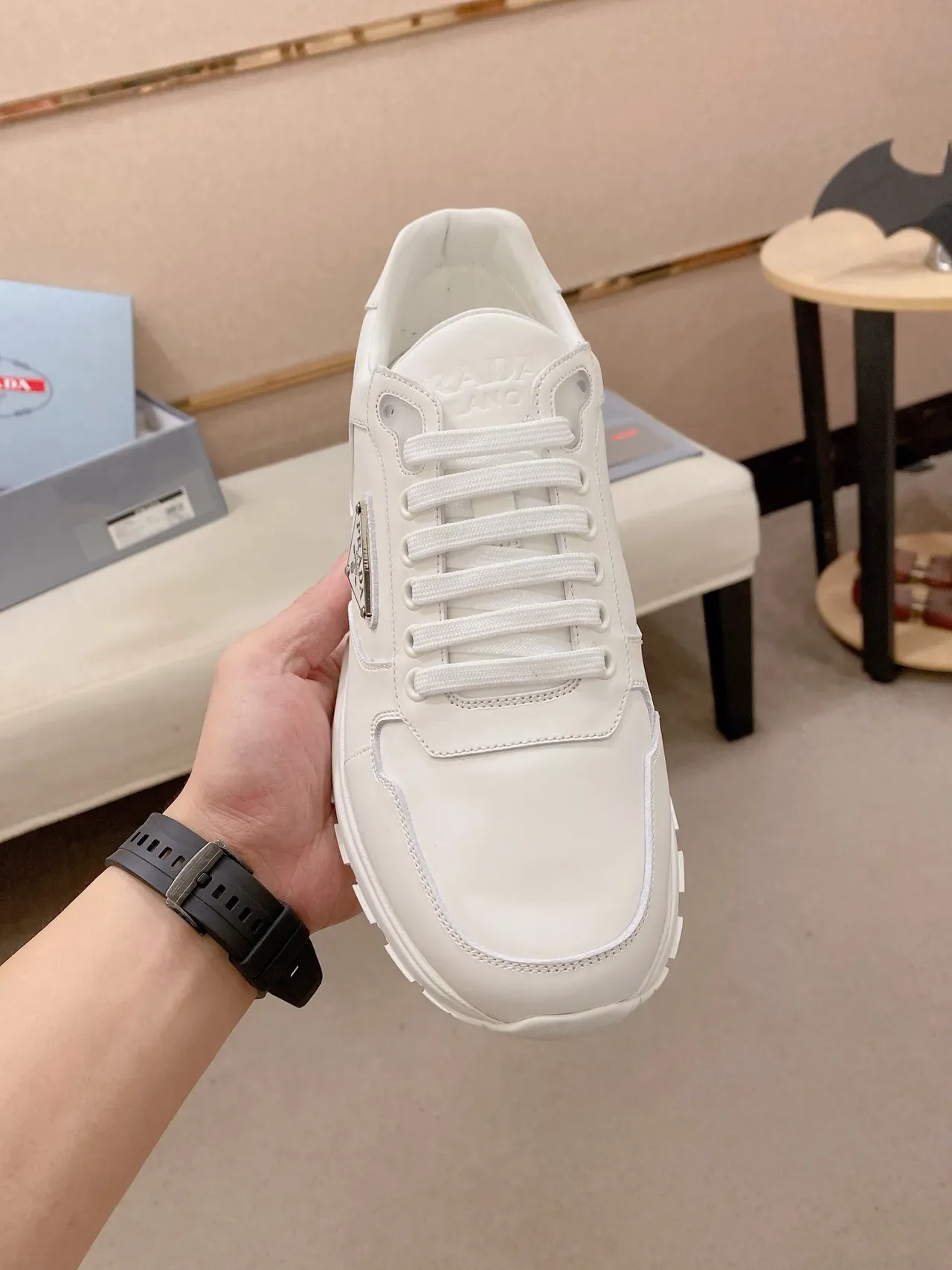Prada Cloudbust सफेद चमड़े की लाइफस्टाइल स्नीकर 5