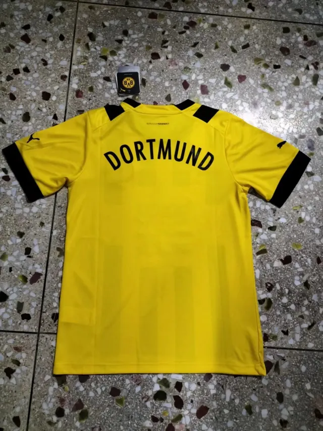 Puma Borussia Dortmund 主场 黄黑 竖条纹 球衣 2