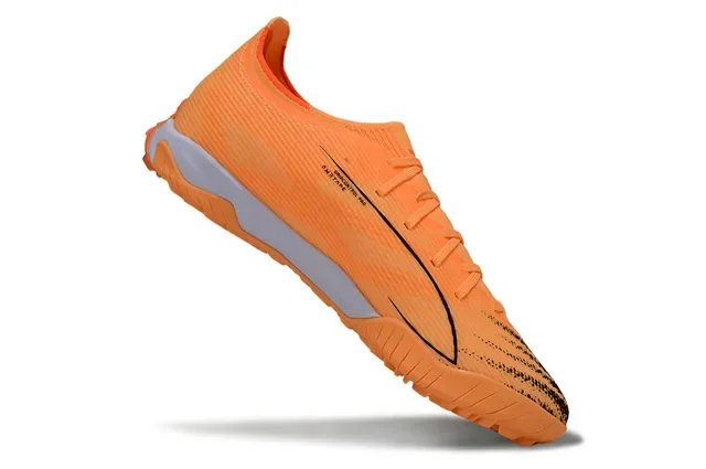 Chaussures de football Puma Future Z orange argent low-cut upper knit texturé synthétique pour gazon artificiel 2