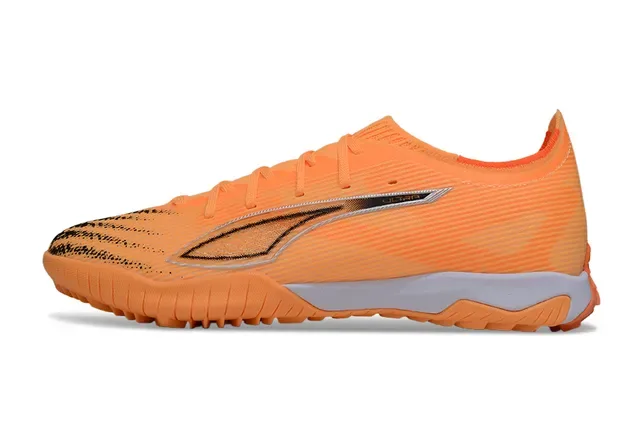 Chaussures de football Puma Future Z orange argent low-cut upper knit texturé synthétique pour gazon artificiel 7
