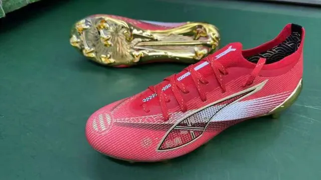 Puma Future Z Vermelho e Dourado Sapatos de futebol para campo firme 8