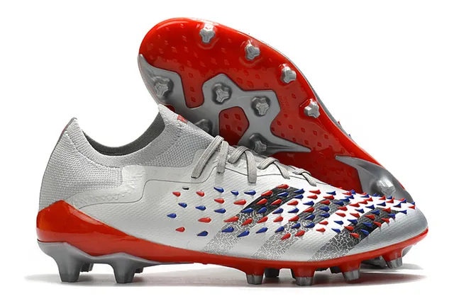 Puma متعدد الألوان غطاء القفص العلوي طباعة الجرافيتي اصطناعي أرض صلبة أحذية كرة القدم 3