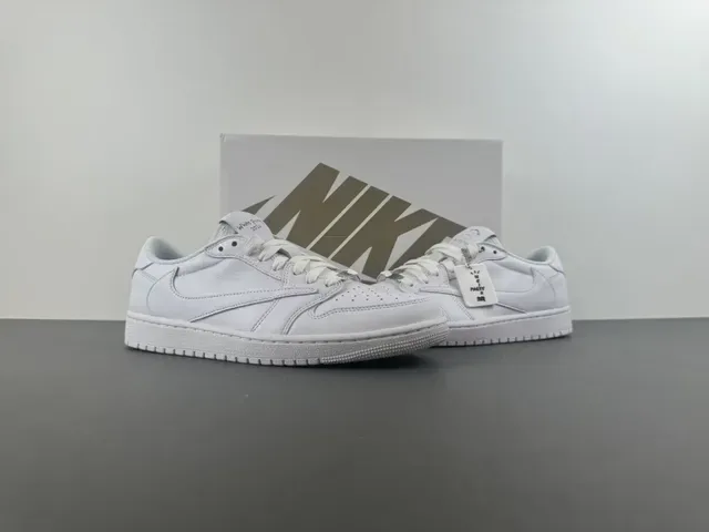 Reebok সাদা চামড়ার প্যানেলড কনস্ট্রাকশন লাইফস্টাইল স্নিকার্স 11