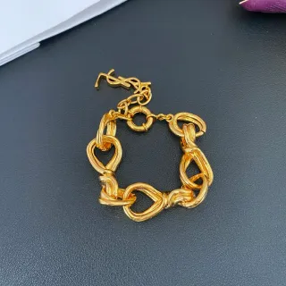 Saint Laurent Gold Twisted-Link Chain Polished Bracelet — Saint Laurent Bracelets photo from the Yupoo catalog