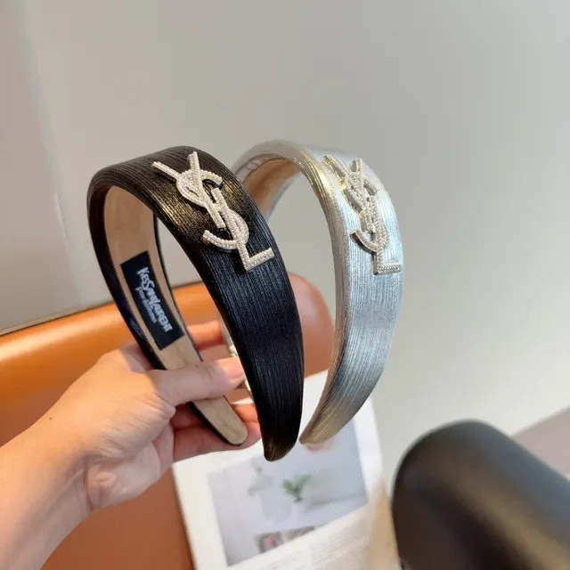 Saint Laurent Monogram Headband Belt काला और चांदी चमड़े का बेल्ट 2