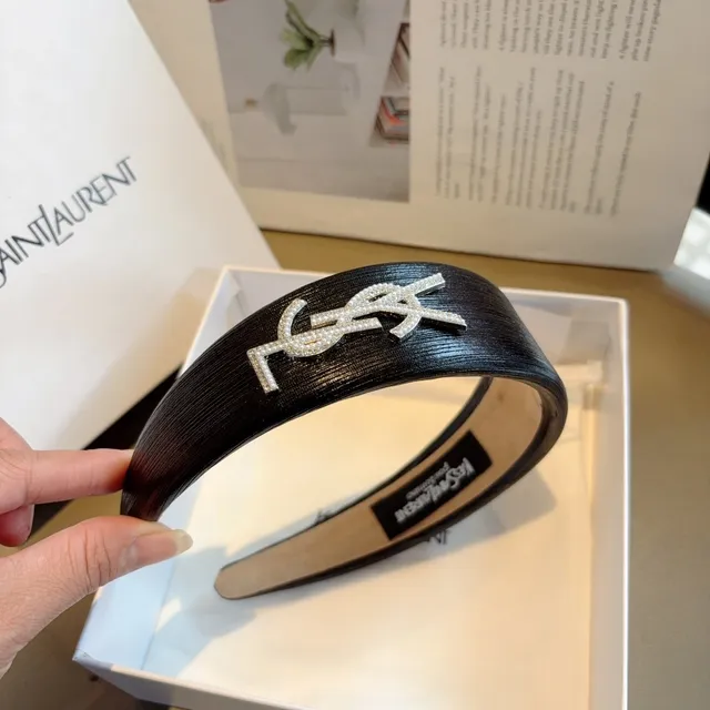 Saint Laurent Monogram Headband Belt काला और चांदी चमड़े का बेल्ट 4