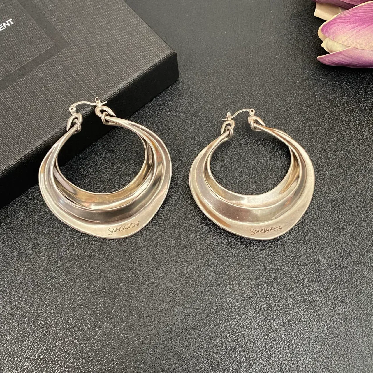 Saint Laurent 银色 三层不对称 耳环 3