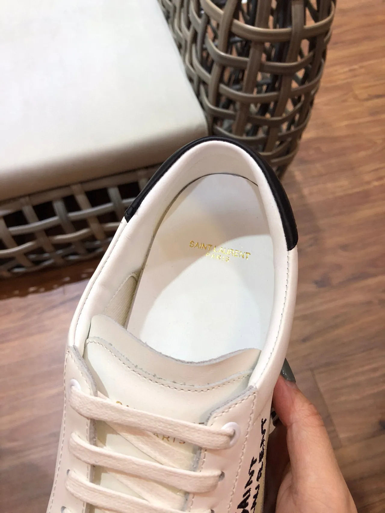Saint Laurent White Beige Low-Top Leather Upper Lifestyle Sneakers 4