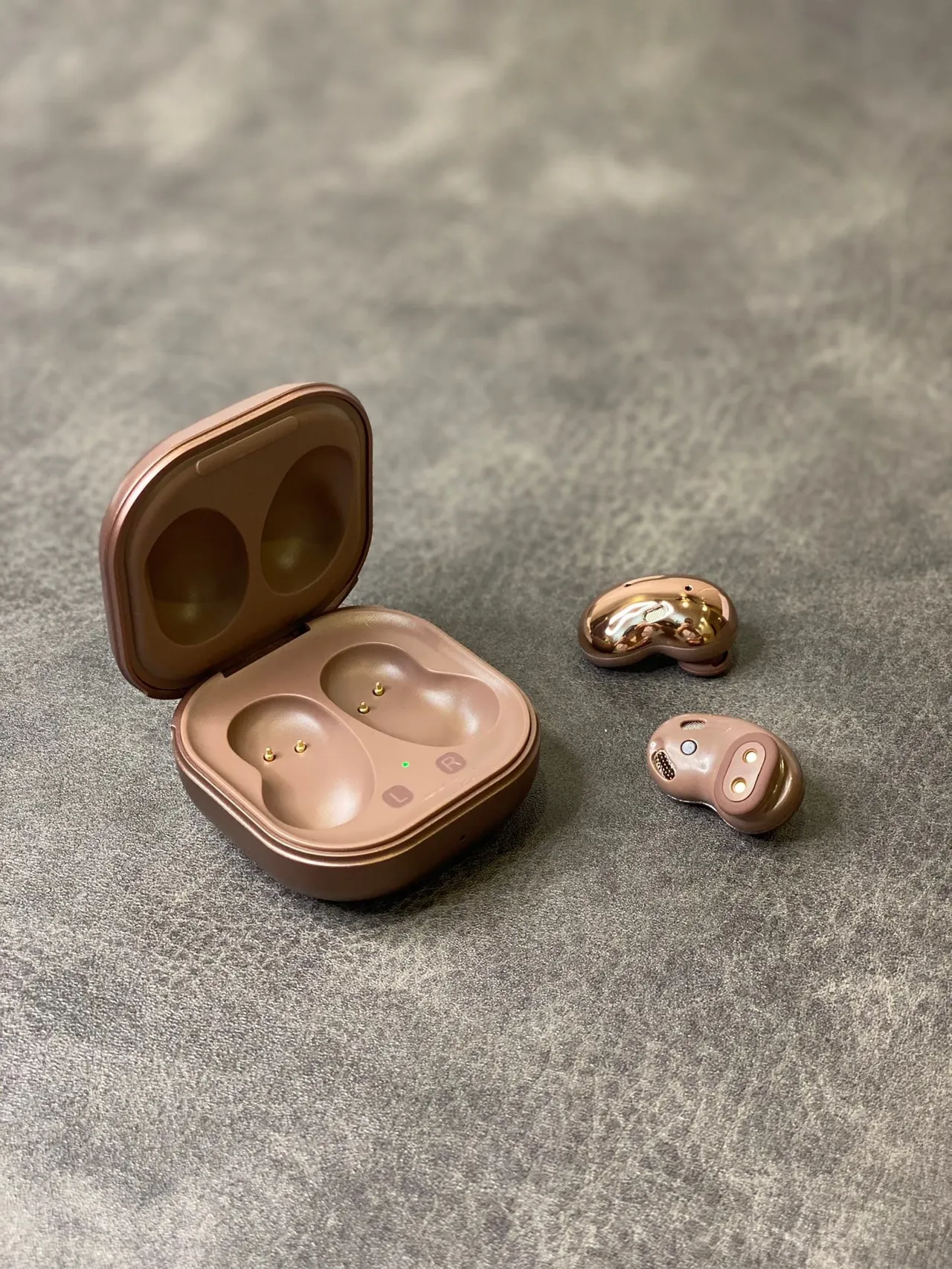 Samsung Galaxy Buds Pro বাদামী কালো ধাতব গোলাপি সোনার ফিনিশ বিন আকারের TWS ইয়ারবাডস 7