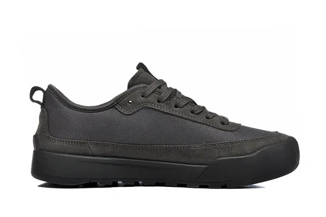 The North Face Zapatillas Lifestyle Gris Carbón y Negro 6
