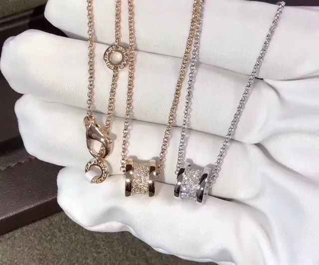 Tiffany & Co. HardWear রোজ গোল্ড মাইক্রো-পাভে সিলিন্ড্রিক্যাল পেন্ডেন্ট নেকলেস 8