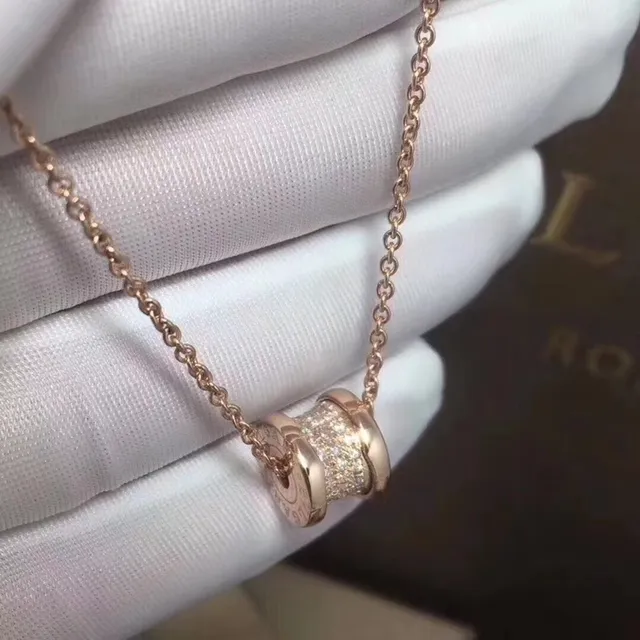 Tiffany & Co. HardWear রোজ গোল্ড মাইক্রো-পাভে সিলিন্ড্রিক্যাল পেন্ডেন্ট নেকলেস 9