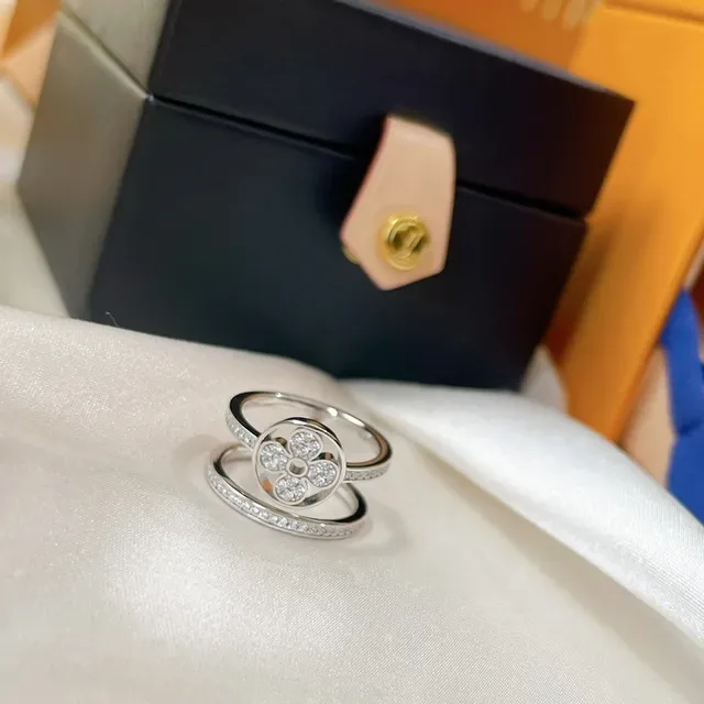 Tiffany & Co. Paloma Picasso Olive Leaf Floral Pavé Ring 7
