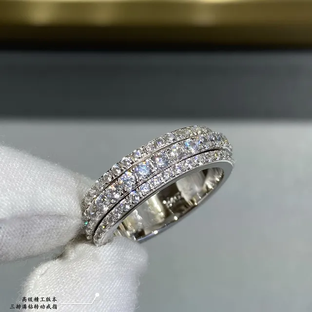 Tiffany & Co. خاتم فضي شفاف مرصّع بالبافيه قابل للتراكب 9