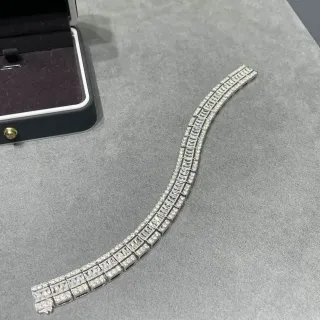 Tiffany & Co. T Collection चांदी सफेद बहु पंक्ति बैगेट कट ब्रेसलेट