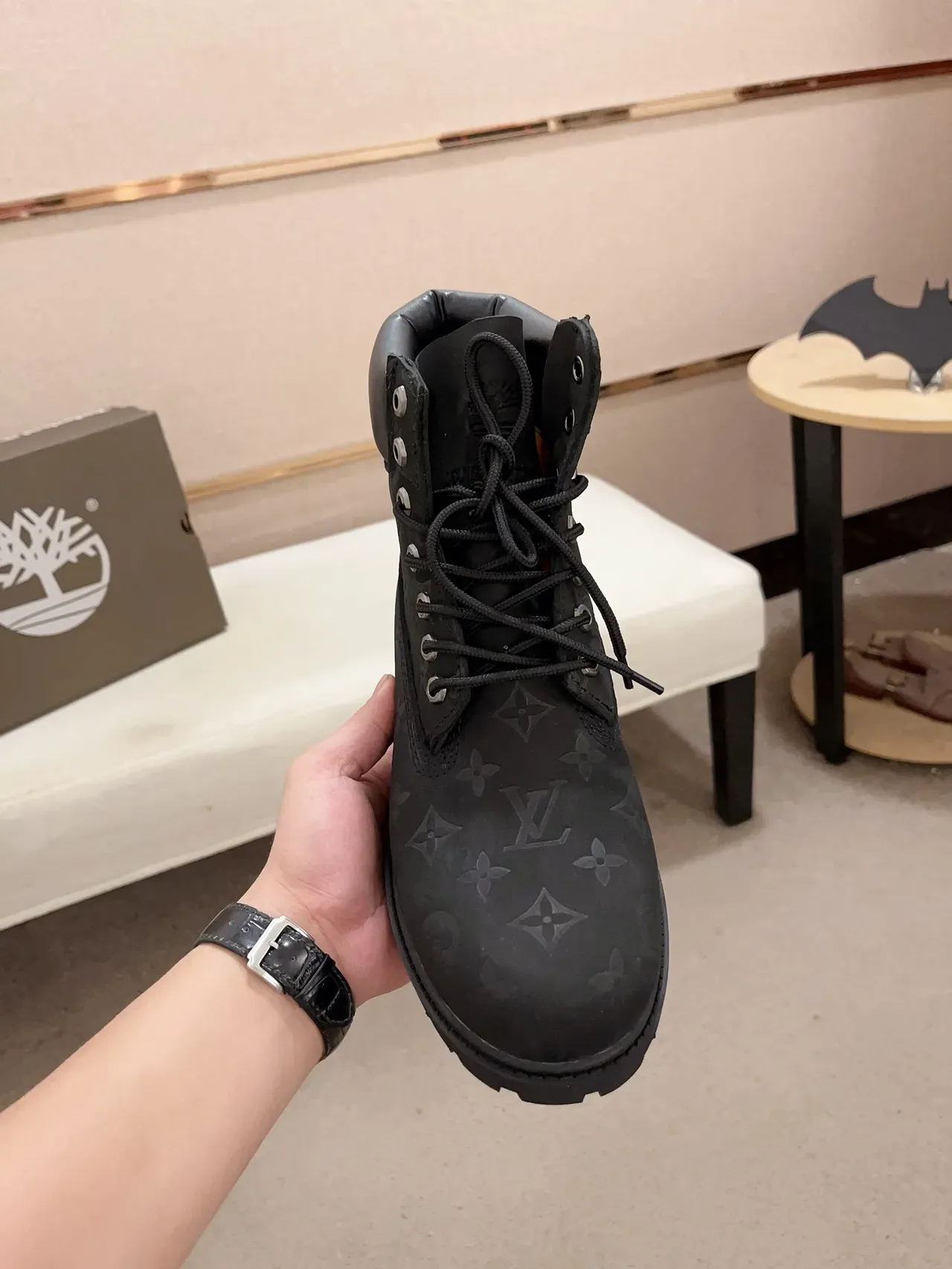 Timberland 黑色印花皮革粗壮履带底工作靴 6