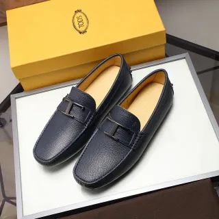Tod's Double T Loafer नेवी ब्यू दानेदार चमड़ा लोफर