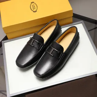 Tod's Gommino Loafer काला चमड़ा H-Buckle लोअफर