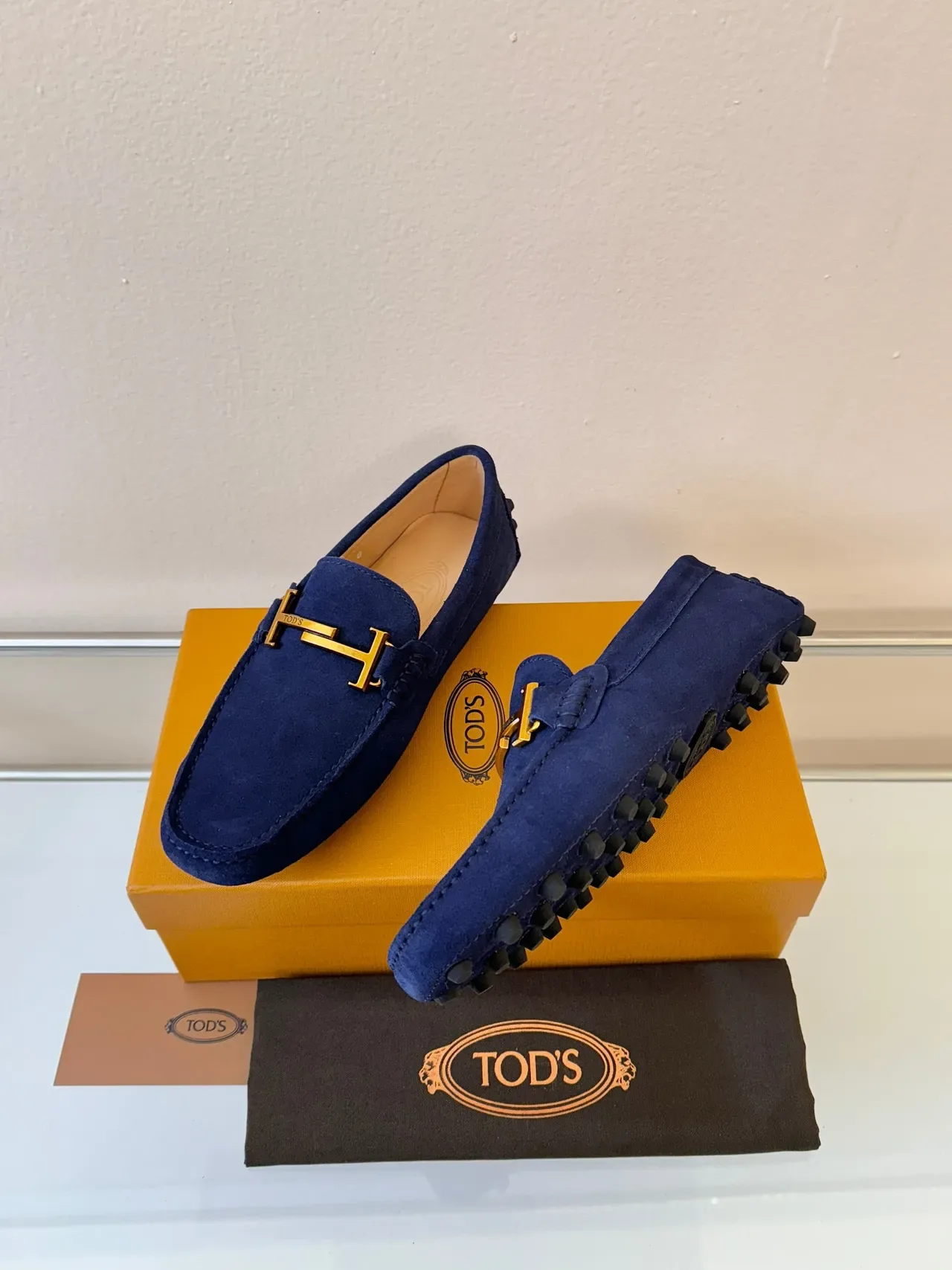 Tod's Gommino Navy Gold Suede Upper H-Bit Hardware Loafer 2