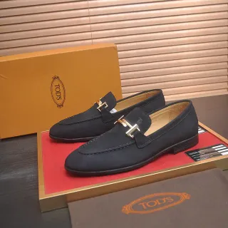 Tod's Double T काली स्यूड गोल्ड बकल लोअफर