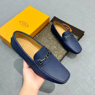 Tod's Horsebit Loafer नेवी नीला पेबल्ड चमड़ा लोफर