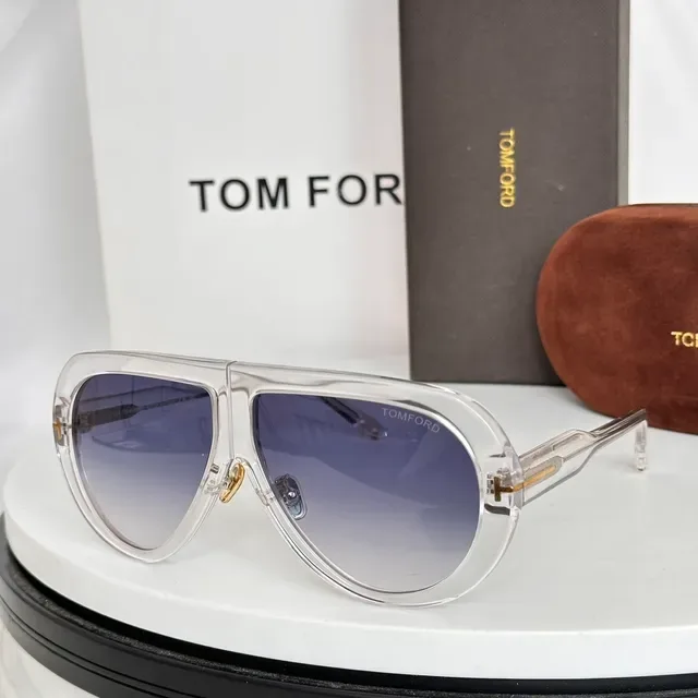 Tom Ford Aviador Escudo Gafas de Sol Lentes Translucidas Gris Verde 3