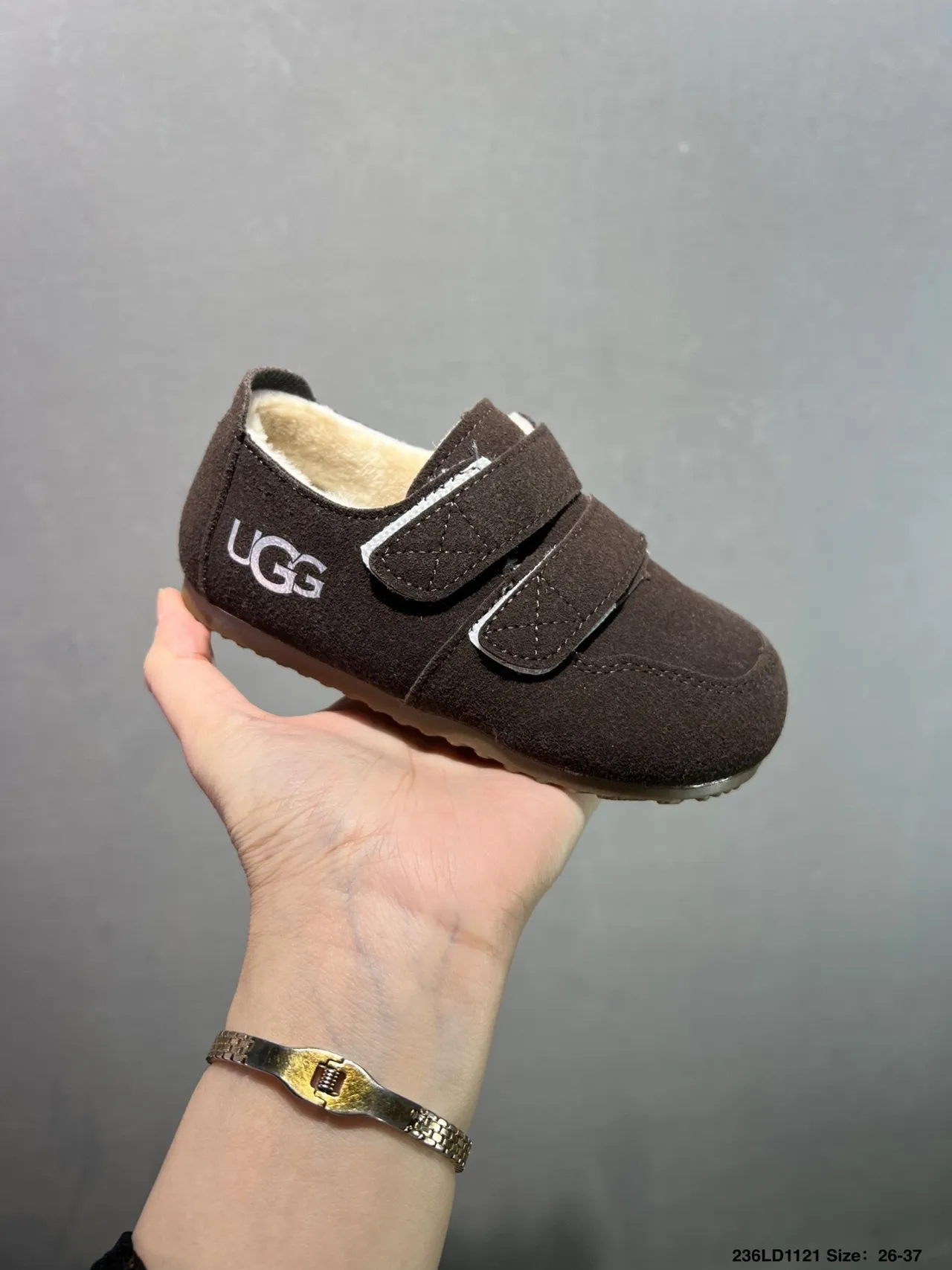 UGG 米色棕色麂皮鞋面 双魔术贴 休闲鞋 4