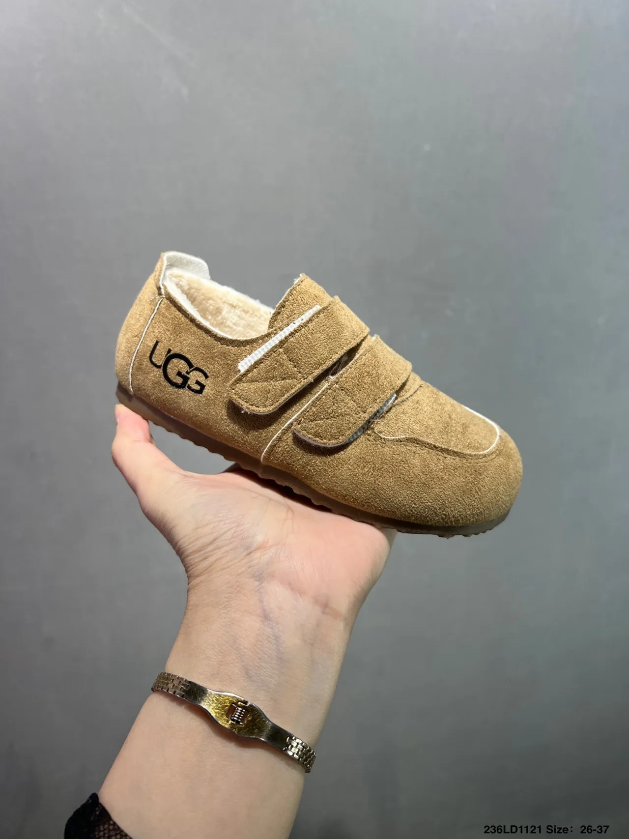 UGG 米色棕色麂皮鞋面 双魔术贴 休闲鞋 5