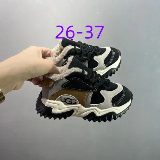UGG 黑色米色鞋底 羊毛内里领 厚底运动鞋
