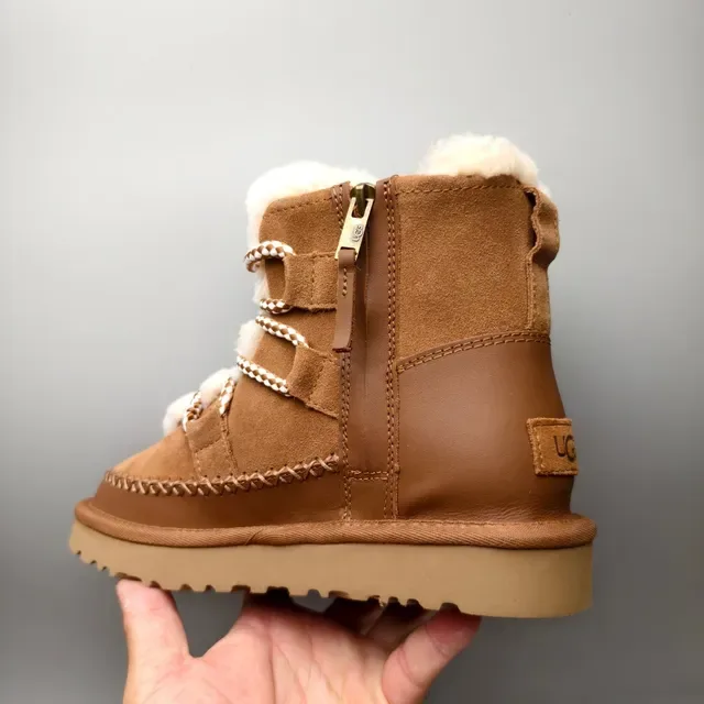 UGG Botas de Nieve Marrón Beige con Forro de Lana y Superior de Ante 4
