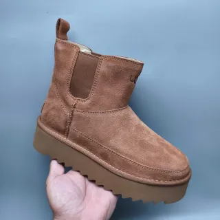UGG Brown Suede Upper Elastic Side Gussets Chelsea Boots