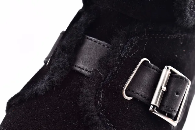 UGG Classic Mini Torque Black Snow Boots 6
